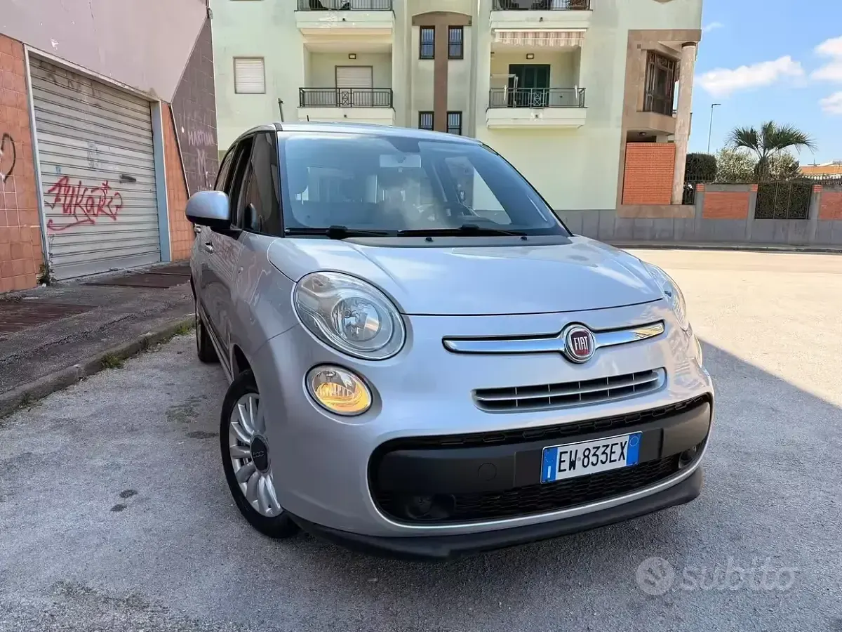 Gebraucht Fiat 500L Lounge 85 PS (62 kW) 2014 Grau Van / Kleinbus