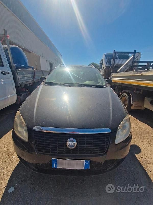 Nero Usata 2006 Fiat Croma Station wagon | 400 € (Super prezzo) - Immagine 1/4