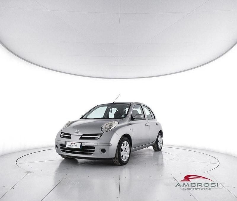 Usata Nissan Micra 80 CV (58 kW) 2006 Grigio
