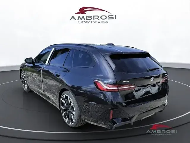 Usata BMW 520 M Sport 197 CV (144 kW) 2025 Nero Station wagon