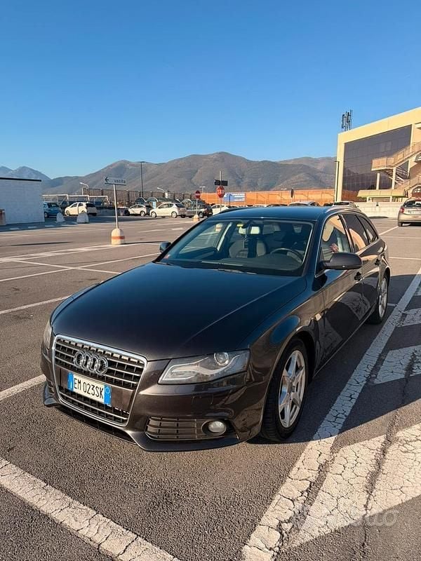 Usata Audi A4 Sport 143 CV (105 kW) 2012 Nero Station wagon