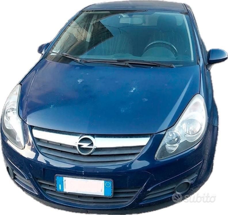 Begagnad Opel Corsa 85 HK (62 kW) 2010 Blå Halvkombi