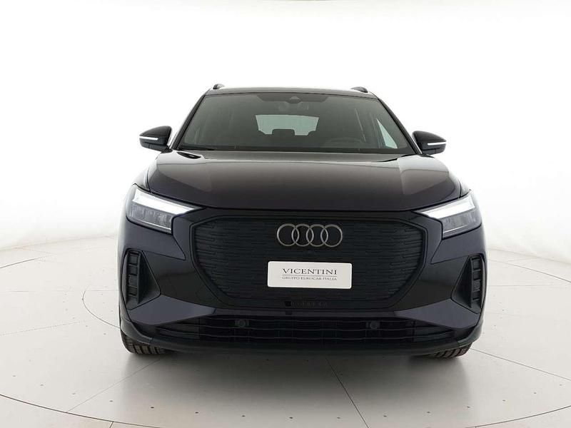 Nuova Audi Q4 e-tron 69 kW (95 CV) 2026 Viola aurora metallizzato SUV