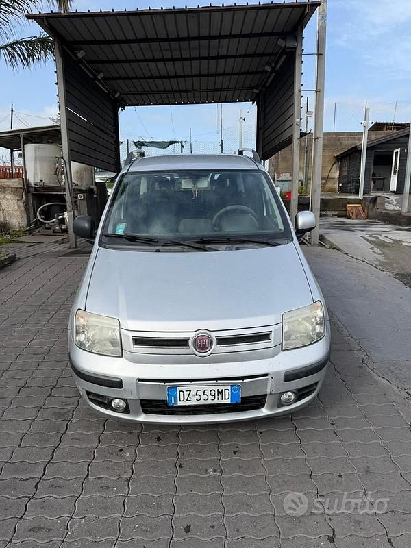 Usata Fiat Panda Emotion 74 CV (54 kW) 2011 Grigio Utilitaria