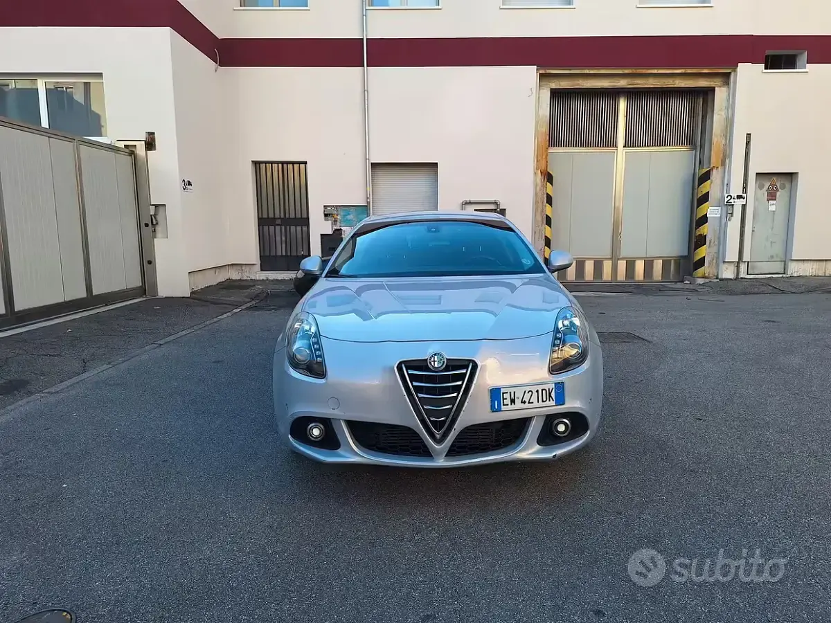 Usata Alfa Romeo Giulietta 120 CV (88 kW) 2014 Utilitaria