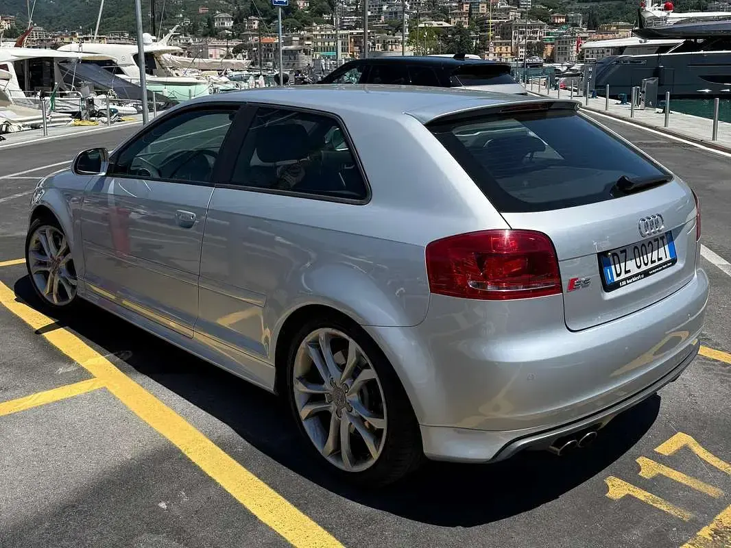 Usata Audi A3 265 CV (194 kW) 2010 Argento Utilitaria