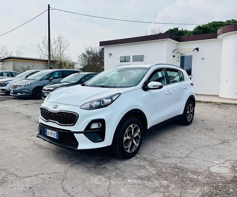 Usata Kia Sportage Style 132 CV (97 kW) 2020 Bianco SUV