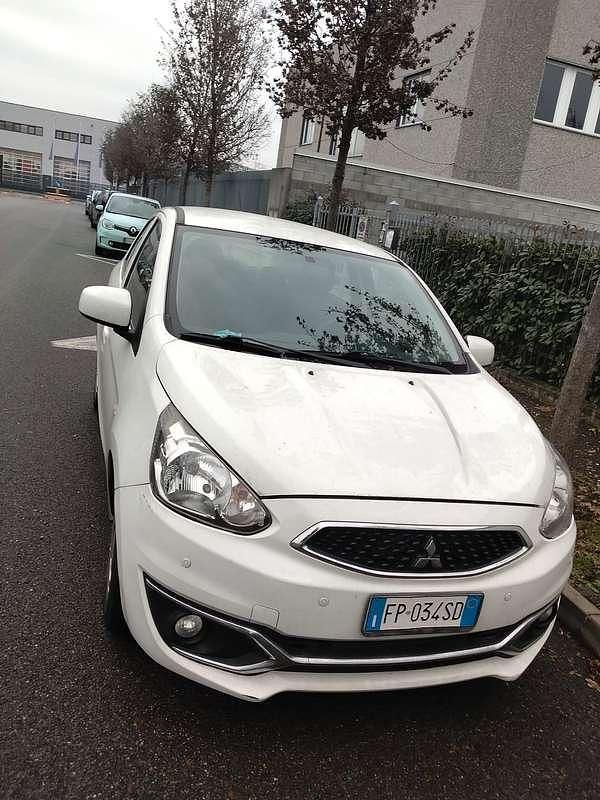 Usata Mitsubishi Space Star 71 CV (52 kW) 2018 Bianco Utilitaria