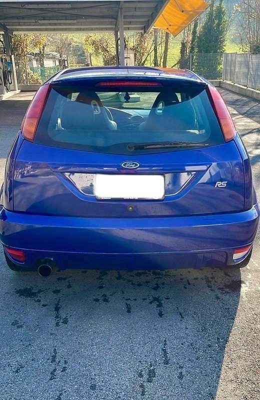 Usata Ford Focus RS 215 CV (158 kW) 2003 Blu/azzurro Berlina