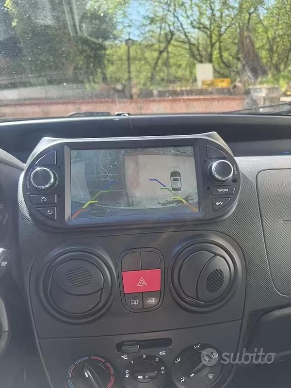 Usata Citroën Nemo SELECTION 75 CV (55 kW) 2015 Bianco Monovolume