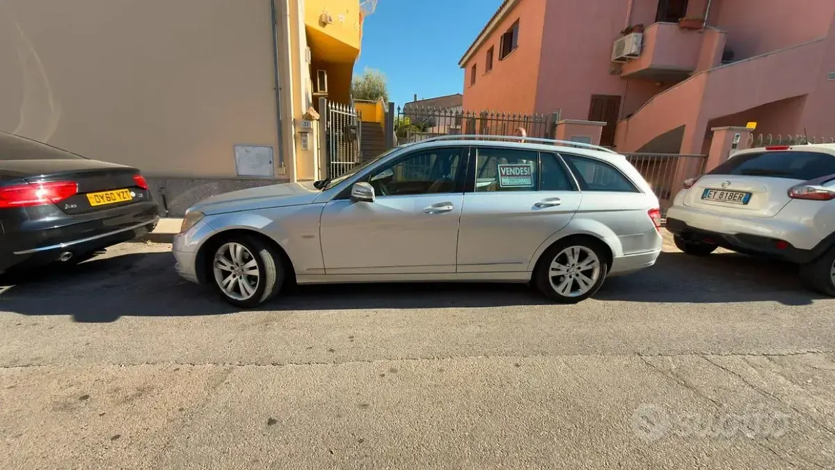 Usata Mercedes C200 136 CV (100 kW) 2010 Grigio Station wagon