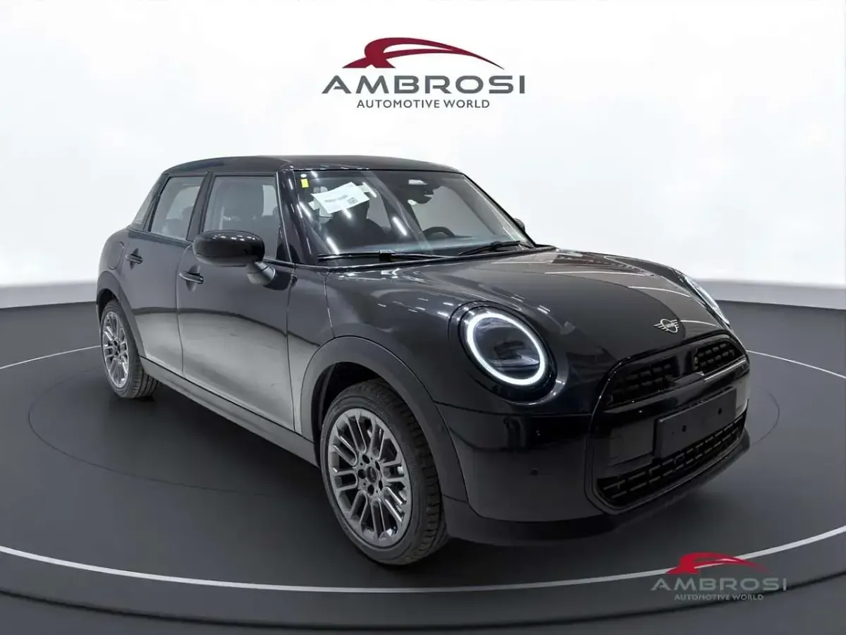 Novo Mini Cooper Classic 114 kW (156 HP) 2025 Preto Citadino