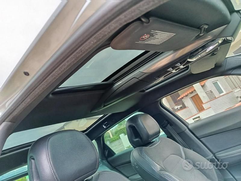 Usata Citroën DS5 163 CV (119 kW) 2012 Grigio Utilitaria