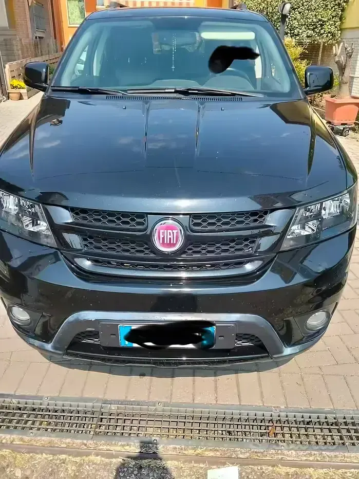 Usata Fiat Freemont 170 CV (125 kW) 2015 Nero SUV