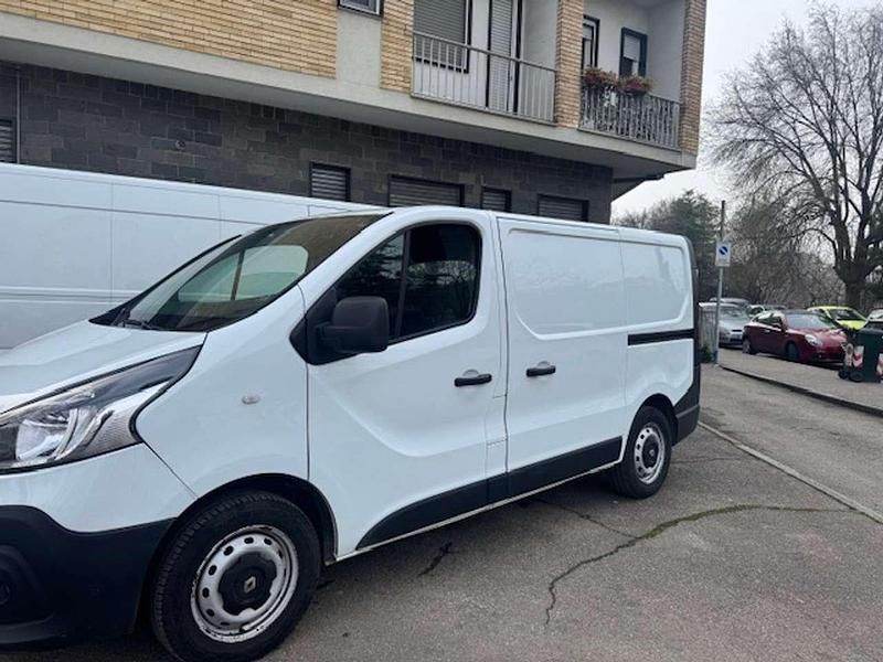 Usata Renault Trafic 121 CV (88 kW) 2018 Bianco Monovolume