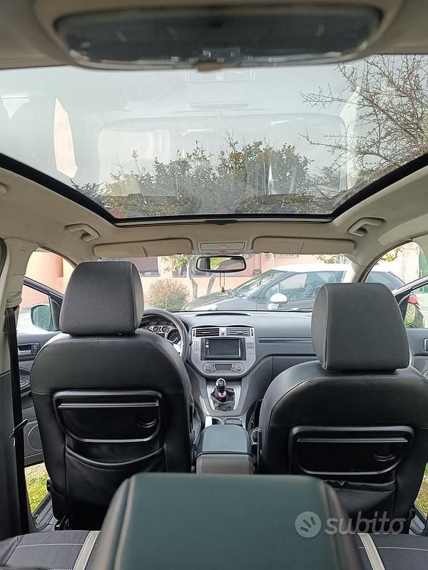 Usado Ford Kuga 136 CV (100 kW) 2008 Negro SUV