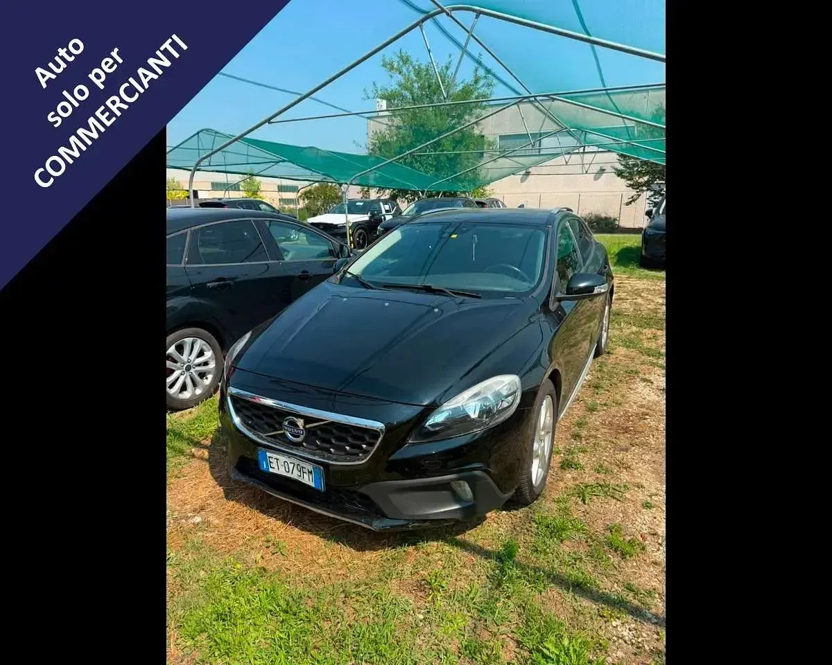 Usata Volvo V40 CC Kinetic 114 CV (83 kW) 2014 Nero metalizzato Station wagon