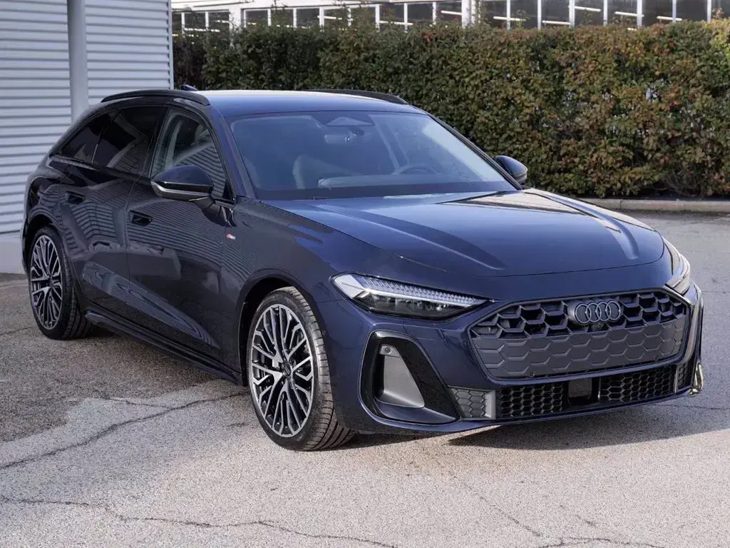 Nuova Audi A5 S-Line 204 CV (150 kW) 2026 Blu/azzurro Station wagon