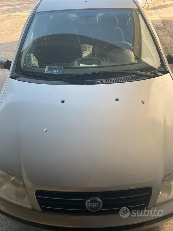 Usata Fiat Punto 69 CV (50 kW) 2005 Grigio Utilitaria