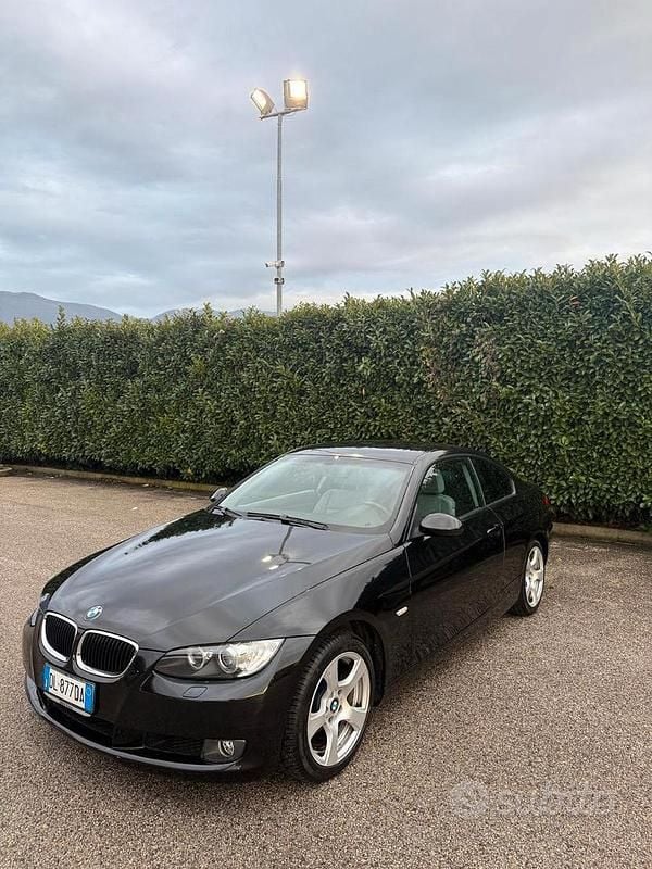 Usata BMW 320 2007 Nero Coupé