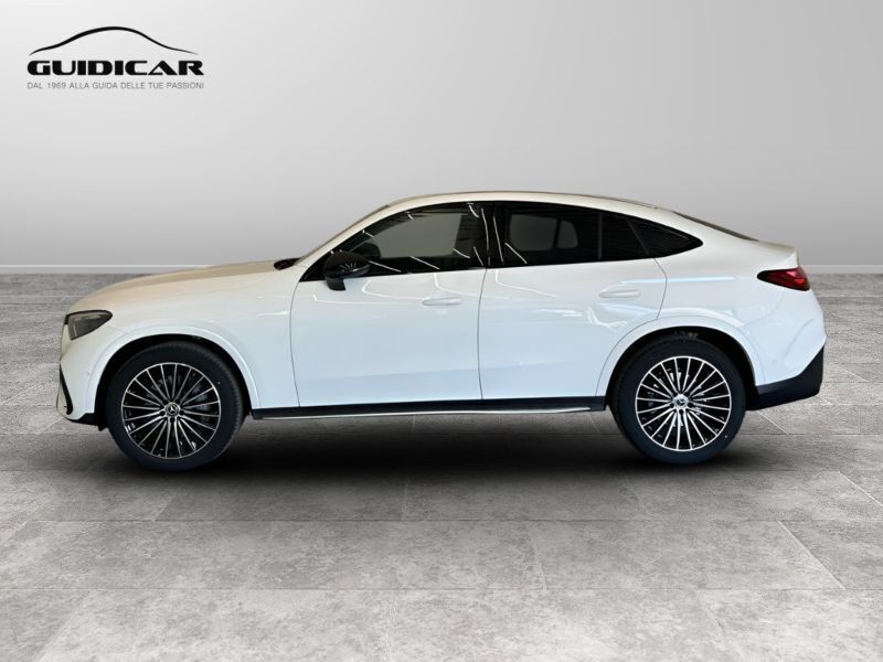 Nuova Mercedes GLC220 Advanced 197 CV (144 kW) 2025 Bianco Coupé