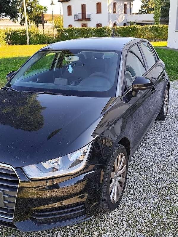 Usata Audi A1 Sportback Ambiente 90 CV (66 kW) 2017 Utilitaria