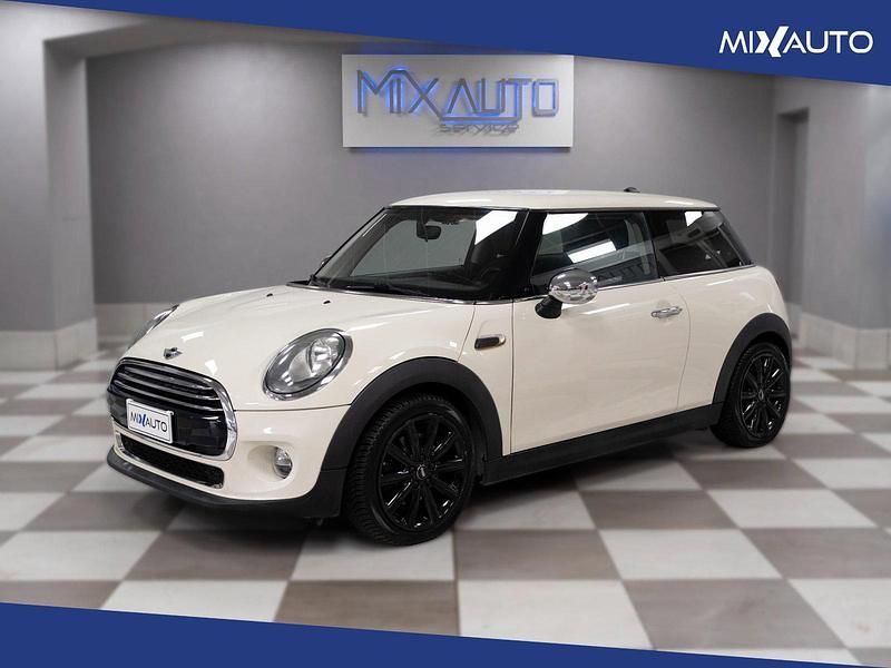 Usata Mini Cooper D Hype 116 CV (85 kW) 2014 Bianco Utilitaria