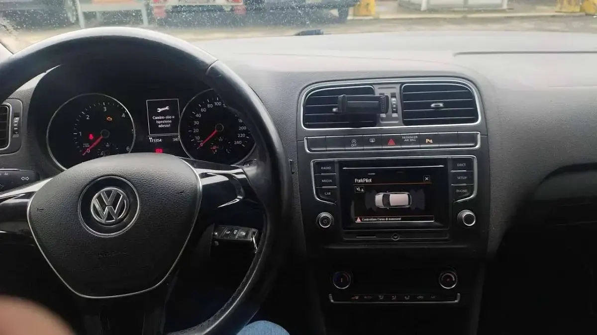 Usata VW Polo 75 CV (55 kW) 2015 Grigio Utilitaria