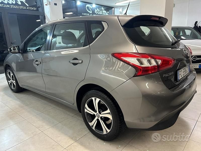 Usata Nissan Pulsar 110 CV (80 kW) 2015 Grigio Utilitaria