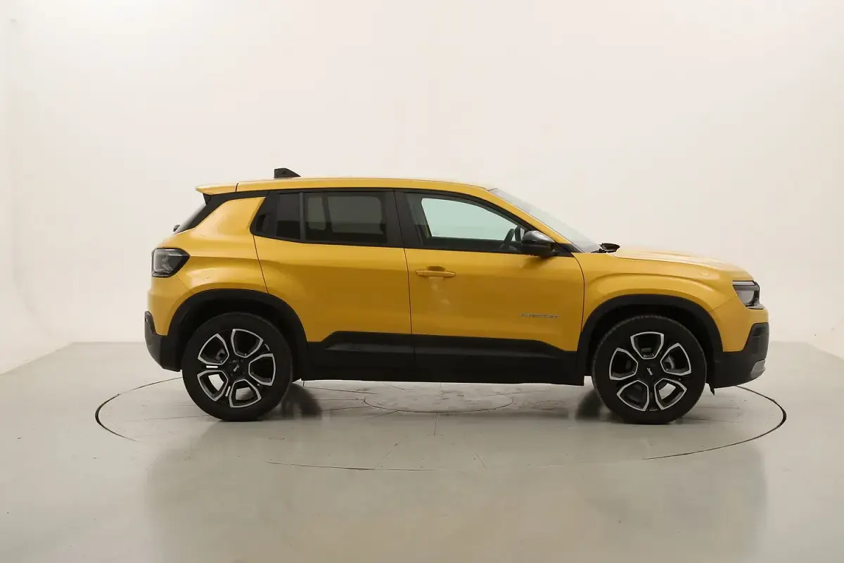 Usata Jeep Avenger Summit 101 CV (74 kW) 2025 SUV
