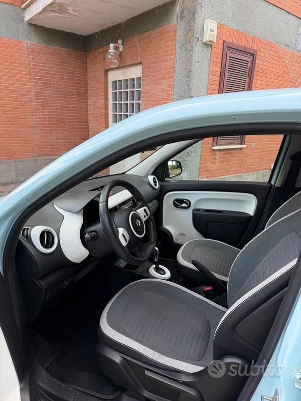 Usata Renault Twingo 60 kW (82 CV) 2021 Utilitaria