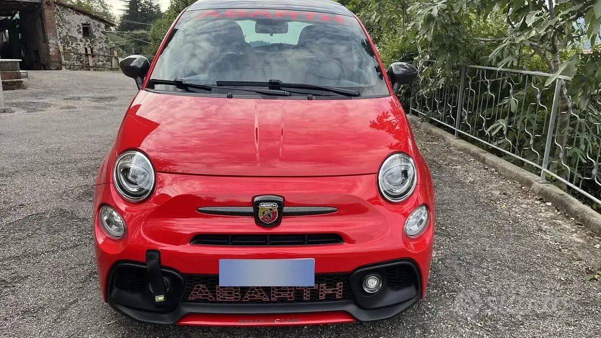 Usata Abarth 500 165 CV (121 kW) 2021 Rosso Berlina