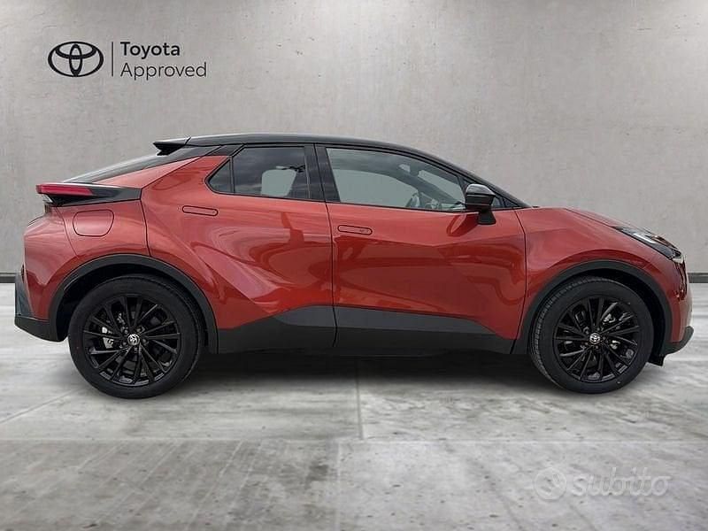 Nuova Toyota C-HR Sport 223 CV (164 kW) 2025 Arancione SUV