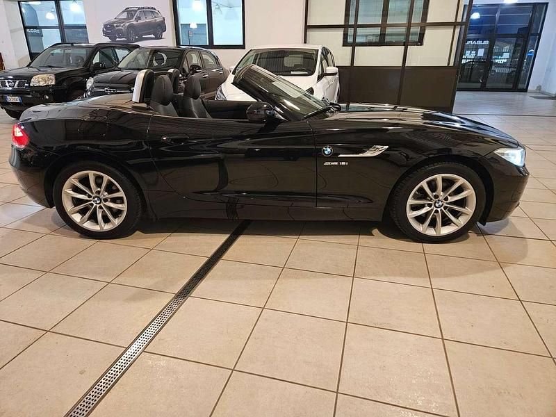 Usata BMW Z4 156 CV (114 kW) 2016 Nero Cabrio