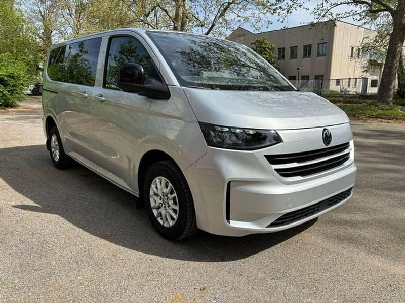 Usata VW Caravelle 150 CV (110 kW) 2025 Argento Furgone