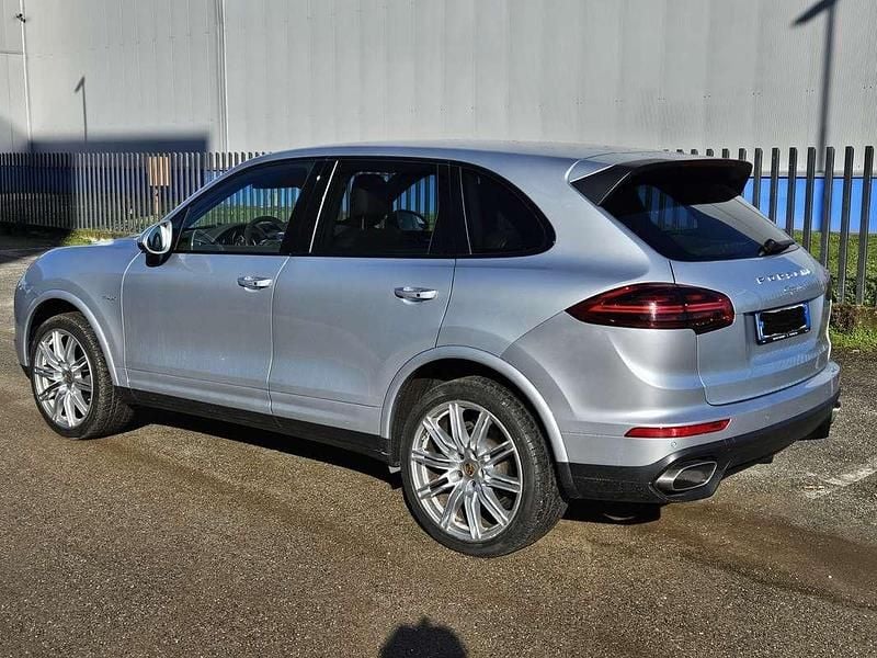 Usata Porsche Cayenne Platinum Edition 250 CV (183 kW) 2017 Argento SUV