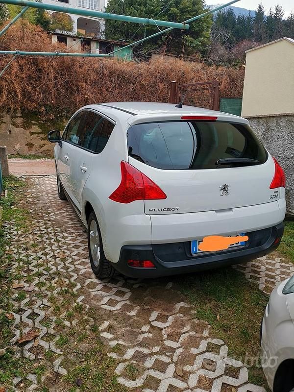 Usata Peugeot 3008 Business-Line 150 CV (110 kW) 2013 Bianco SUV