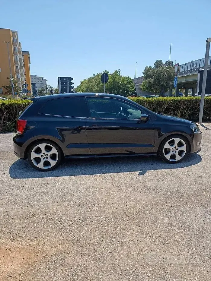 Usata VW Polo Highline 105 CV (77 kW) 2011 Nero Utilitaria