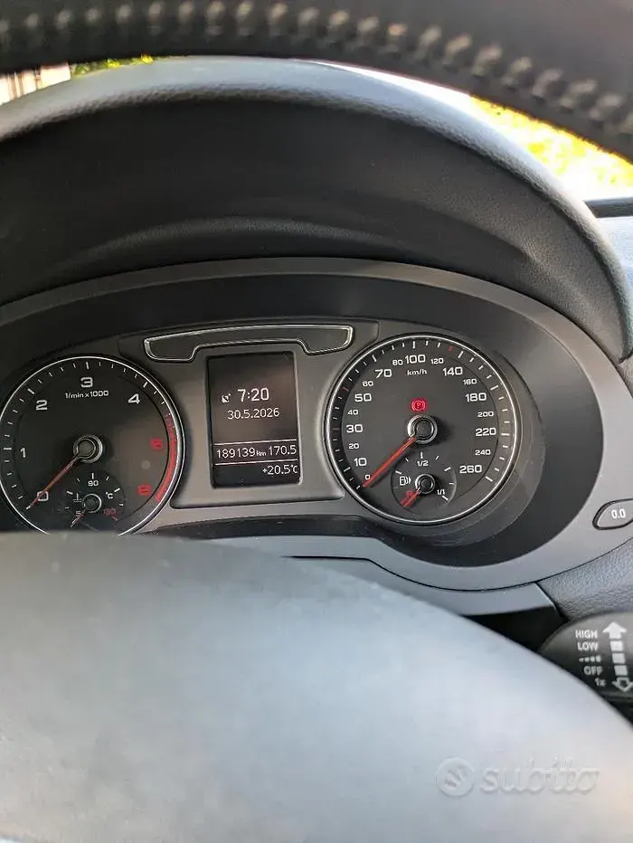 Usata Audi Q3 150 CV (110 kW) 2018 Grigio SUV