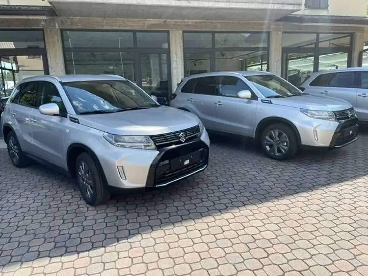 Nuova Suzuki Vitara Cool 110 CV (80 kW) 2026 Bianco SUV