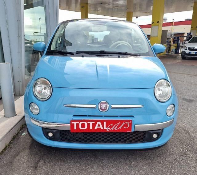 Usata Fiat 500 Lounge 84 CV (61 kW) 2010 Azzurro pastello Utilitaria