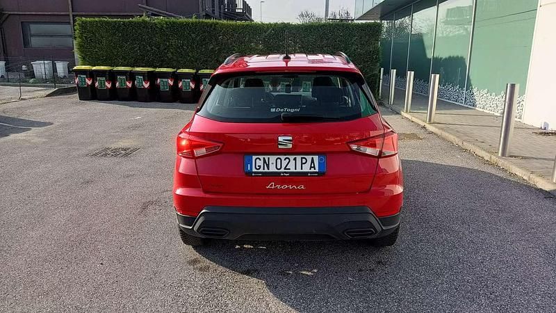 Usata Seat Arona Xperience 90 CV (66 kW) 2023 Rosso SUV
