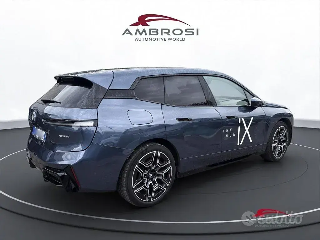 Usata BMW iX Comfort Edition 300 kW (408 CV) 2025 Blu SUV