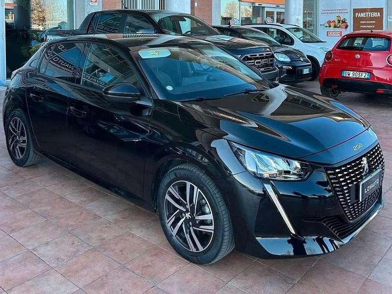 Usata Peugeot 208 Allure 101 CV (74 kW) 2021 Utilitaria