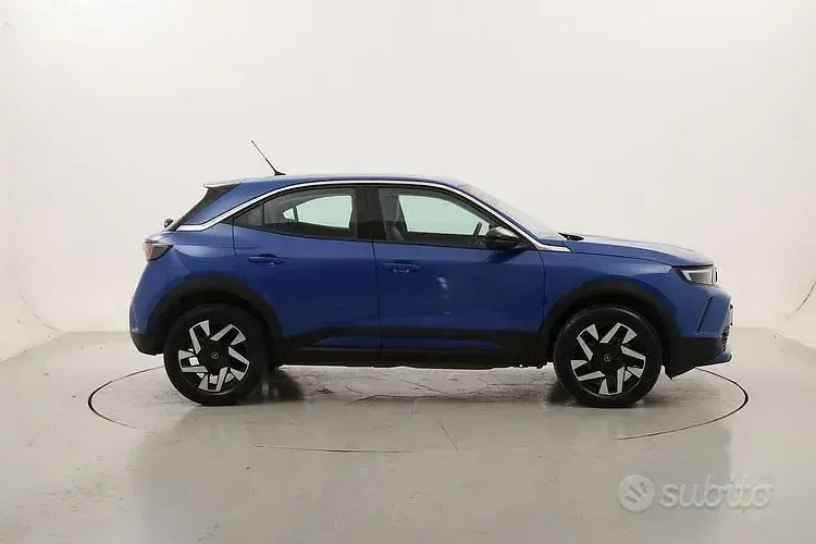 Usata Opel Mokka 131 CV (96 kW) 2024 Bluazzurro SUV
