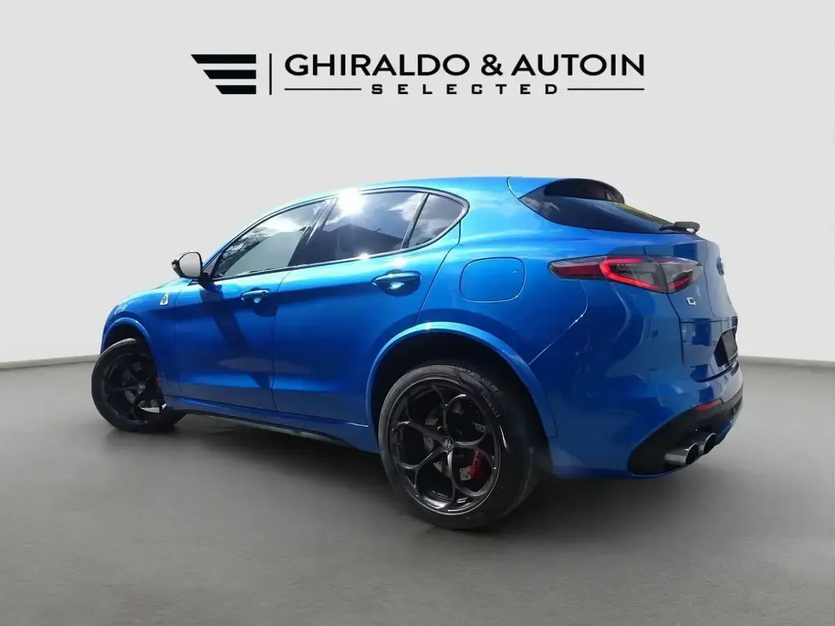 Usata Alfa Romeo Stelvio Quadrifoglio 510 CV (375 kW) 2023 Blu/azzurro SUV