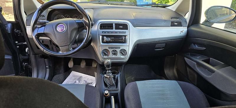 Usata Fiat Punto 80 CV (58 kW) 2008 Berlina