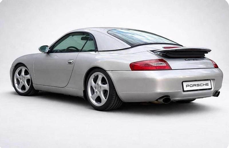 Usata Porsche 911 Carrera Cabriolet 300 CV (220 kW) 1998 Argento Cabrio