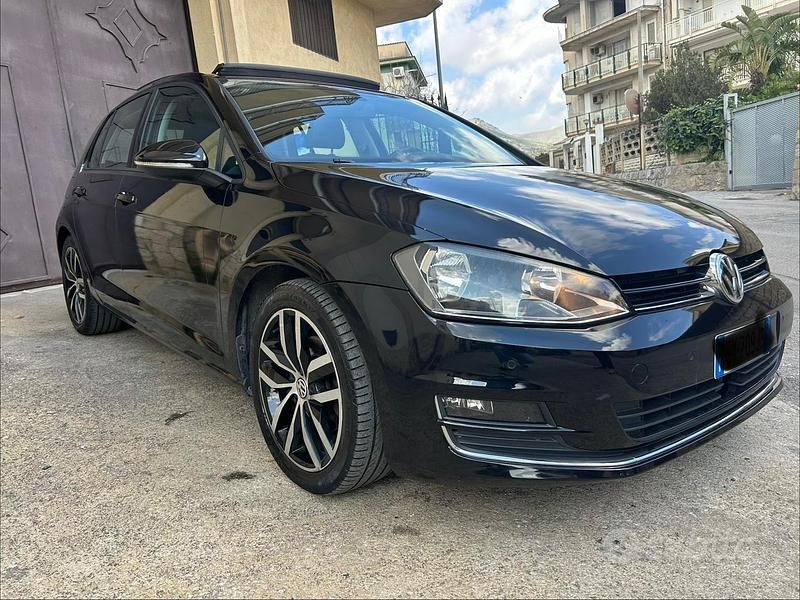 Usata VW Golf VII Highline 110 CV (80 kW) 2015 Nero Berlina