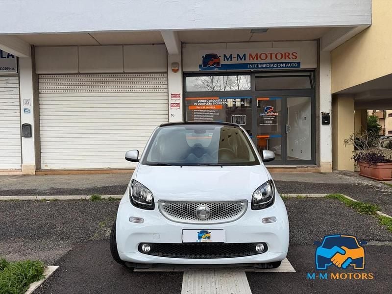 Usata Smart ForTwo Cabrio Passion 89 CV (65 kW) 2017 Bianco Cabrio